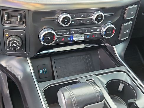 Used 2022 Ford F150 Raptor w/ Raptor 37 Performance Package image 26