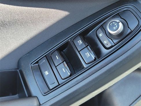 Used 2023 Subaru Crosstrek 2.0i Premium w/ Special Edition image 28