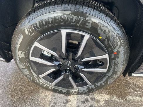 New 2026 Subaru Solterra AWD/4WD image 33