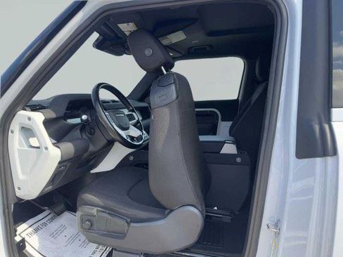 Used 2021 Land Rover Defender 90 AWD/4WD image 35