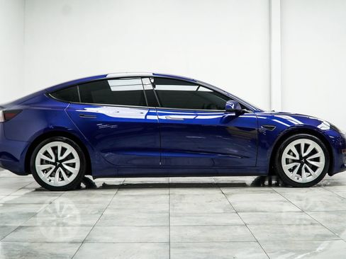 Used 2023 Tesla Model 3 Standard Range RWD image 6