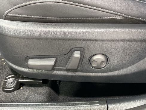 Used 2024 Kia Seltos SX w/ SX Sunroof Package image 14