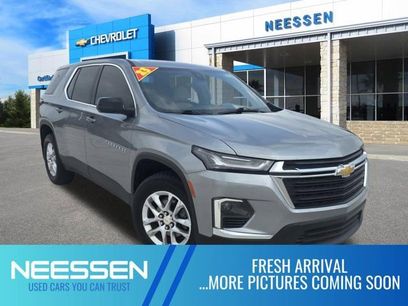 Used 2023 Chevrolet Traverse LS