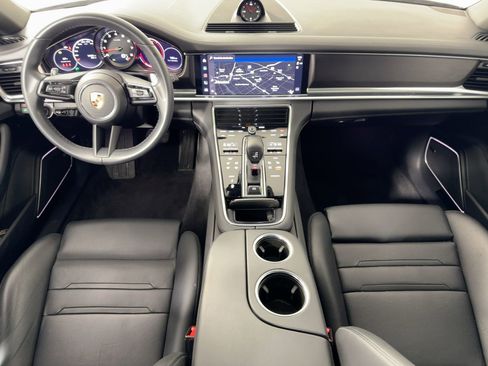 Used 2023 Porsche Panamera 4 Platinum Edition w/ Assistance Package image 4