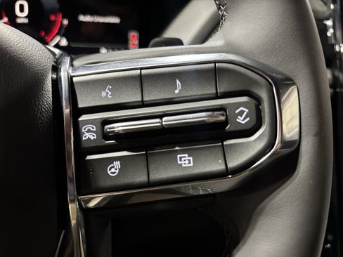 New 2026 GMC Yukon Elevation image 16