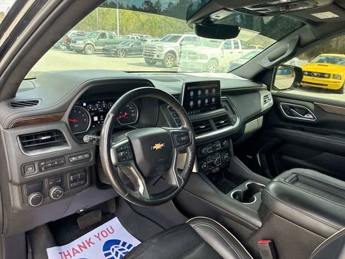 Used 2021 Chevrolet Tahoe Premier w/ Premium Package image 10