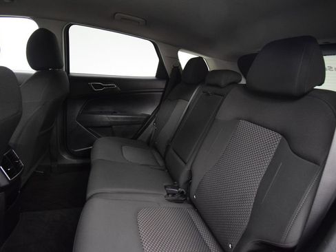 Used 2023 Kia Sportage LX AWD/4WD image 24