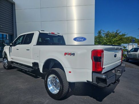 Used 2026 Ford F450 Lariat w/ FX4 Off-Road Package AWD/4WD image 2