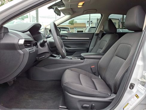 Used 2021 Nissan Altima 2.5 SV AWD/4WD image 22