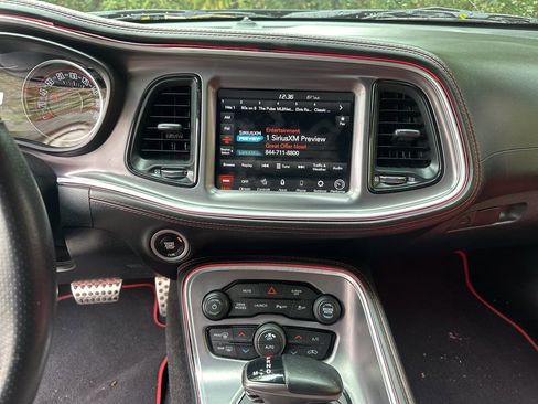 Used 2022 Dodge Challenger R/T Scat Pack image 20