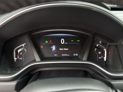 Used 2019 Honda CR-V Touring image 10