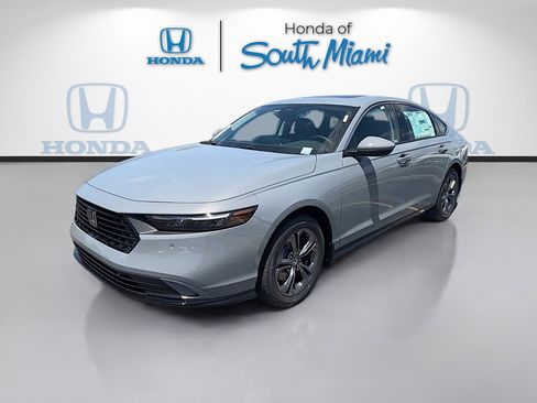 New 2026 Honda Accord EX-L image 3
