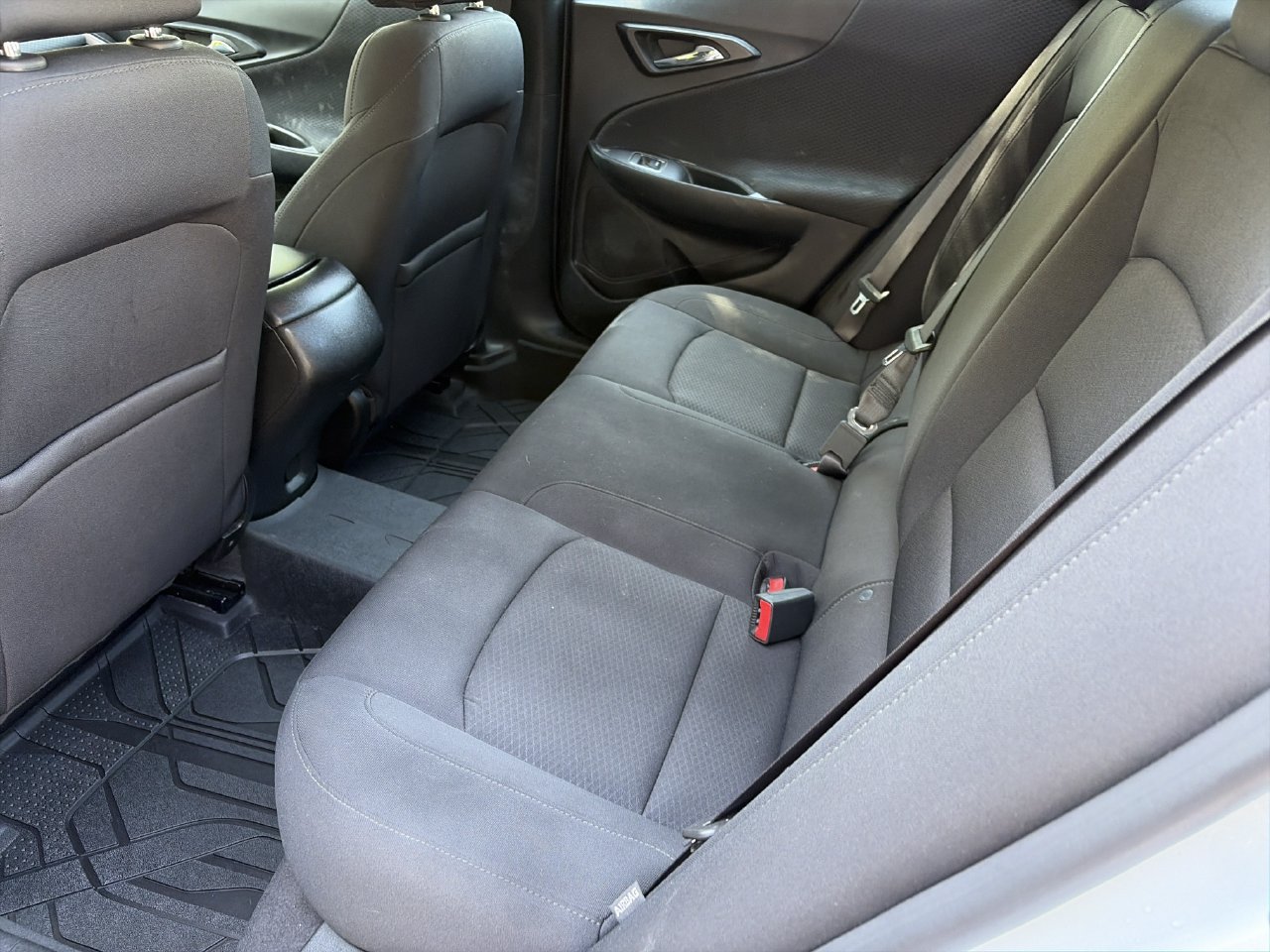 Used 2021 Chevrolet Malibu LS w/ LPO, Floor Liner Package FWD image 22