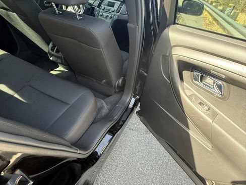 Used 2017 Ford Taurus Police Interceptor image 13