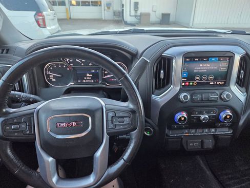 Used 2020 GMC Sierra 1500 SLE w/ SLE Value Package image 9