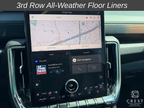 Used 2025 GMC Yukon Denali w/ Sun & Power Step Package AWD/4WD image 15