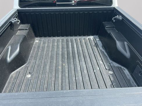 Used 2021 Toyota Tacoma TRD Off-Road AWD/4WD image 21