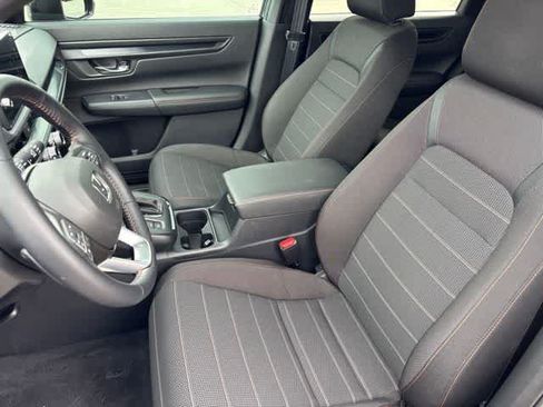Used 2026 Honda CR-V Sport image 11