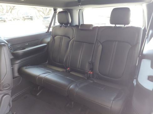 New 2026 Jeep Grand Wagoneer L 2WD w/ Premium Group I image 25
