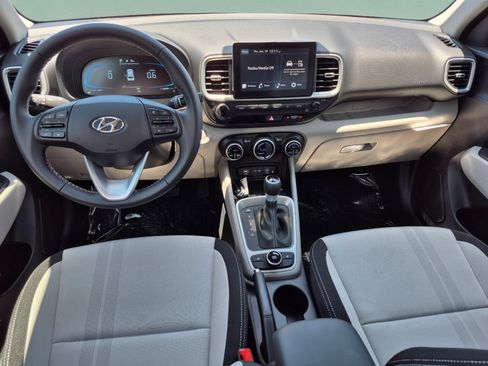 New 2026 Hyundai Venue SEL FWD image 10