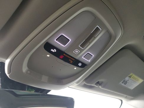 Certified 2024 Volvo XC60 B5 Plus w/ Protection Package Premier image 36