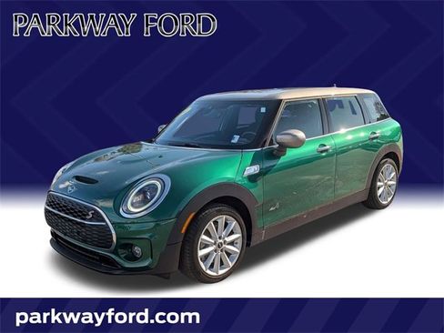 Used 2024 MINI Cooper Clubman S w/ Signature Upholstery Package image 1