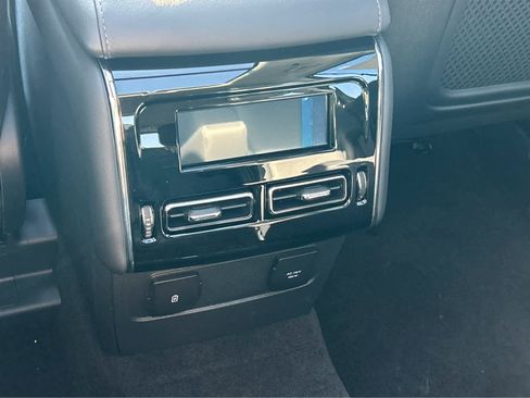 New 2025 Lincoln Aviator AWD w/ Equipment Group 101A image 17