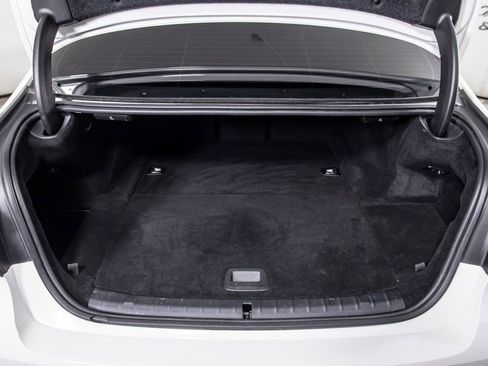 Used 2021 BMW 530e w/ Convenience Package RWD image 5
