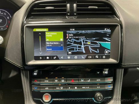 Used 2020 Jaguar F-PACE Checkered Flag image 15