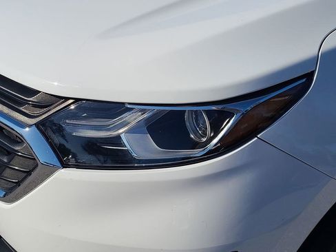 Used 2020 Chevrolet Equinox LT image 16