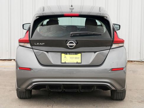 Used 2025 Nissan Leaf S image 43