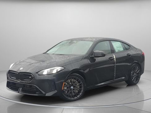 Used 2025 BMW M235i xDrive w/ M Performance Package image 2