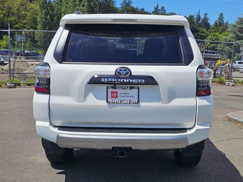 Certified 2023 Toyota 4Runner TRD Off-Road Premium w/ Moonroof Package AWD/4WD image 6
