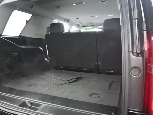 Used 2019 Chevrolet Tahoe LS w/ Enhanced Driver Alert Package image 24