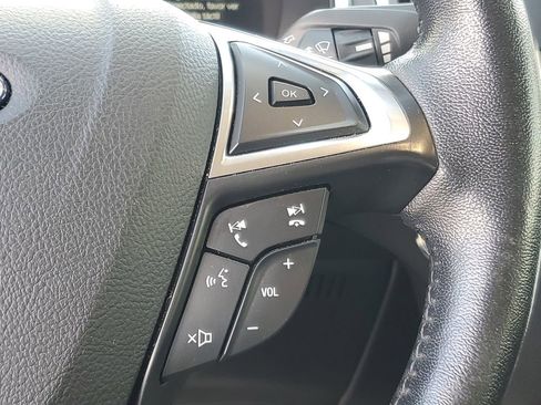 Used 2021 Ford Edge Titanium image 20