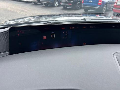 New 2026 Lincoln Navigator Premiere AWD/4WD image 14
