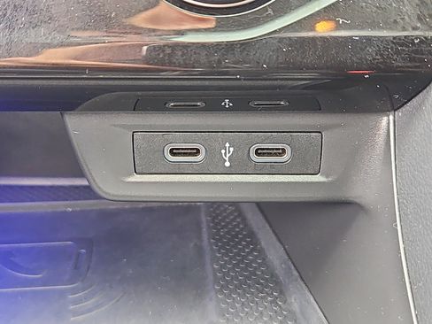 Certified 2022 Volkswagen Jetta SEL image 14