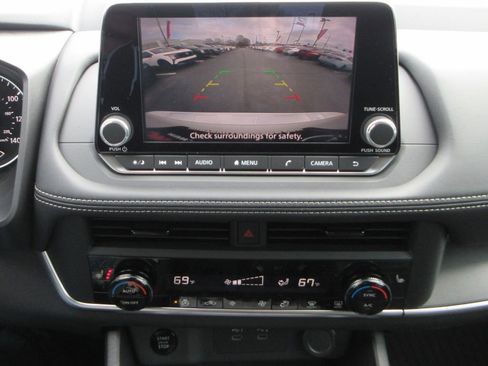 New 2026 Nissan Rogue SV w/ Cold Weather Package FWD image 15