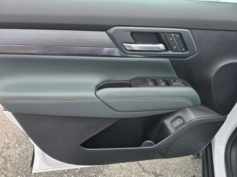 New 2026 GMC Terrain AT4 w/ Convenience Package III image 38