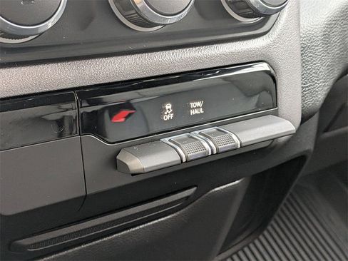 Certified 2022 RAM 1500 Big Horn image 16