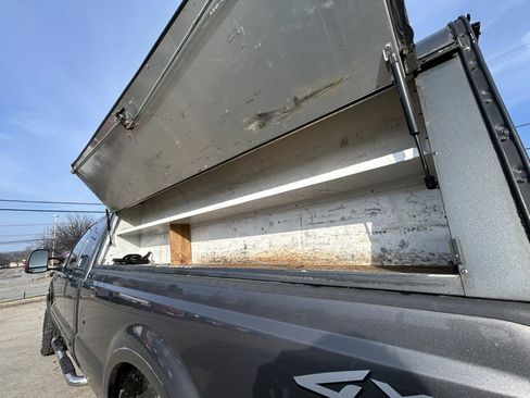 Used 2003 Ford F250 XL image 11