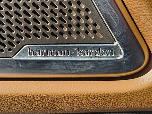 Certified 2021 Kia Telluride SX w/ SX Prestige Package image 24