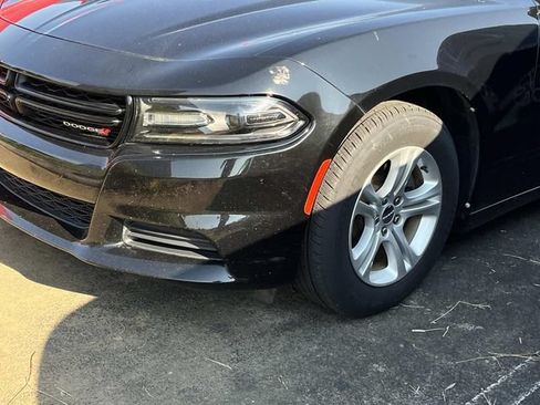 Used 2019 Dodge Charger SXT w/ Cold Weather Package RWD image 8
