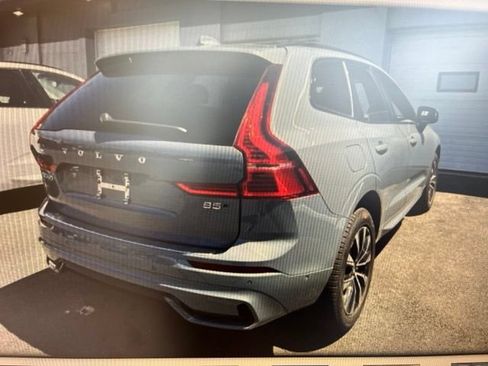 Used 2024 Volvo XC60 B5 Plus AWD/4WD image 2