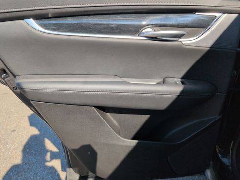 Certified 2025 Cadillac XT5 Premium Luxury image 29