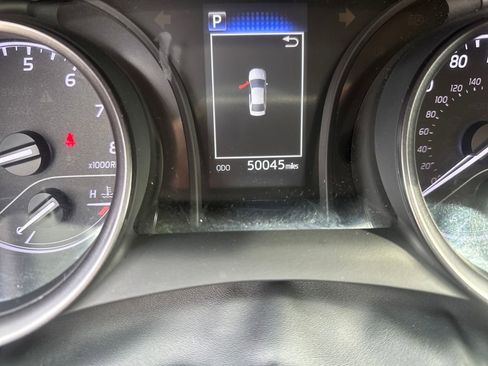 Used 2023 Toyota Camry SE image 11