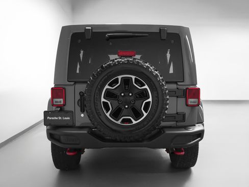 Used 2015 Jeep Wrangler Unlimited Rubicon AWD/4WD image 11