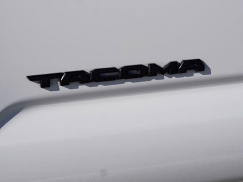 Used 2023 Toyota Tacoma TRD Sport image 9