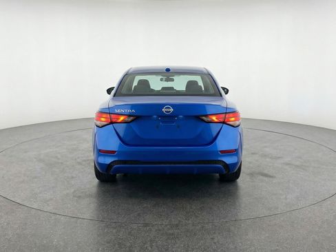 Used 2025 Nissan Sentra SV image 7
