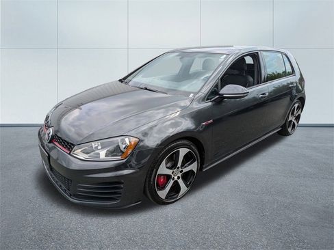 Used 2017 Volkswagen GTI SE image 7